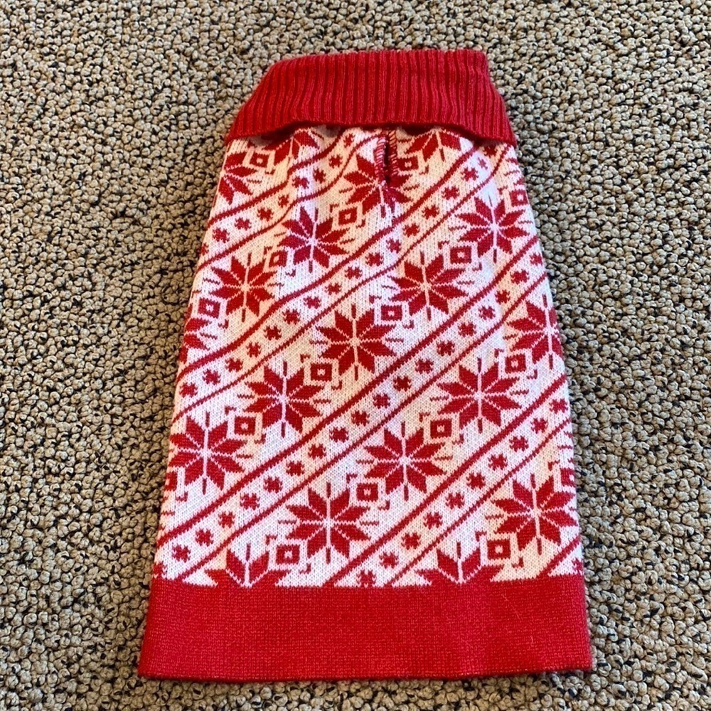 Dog Snowflake Turtleneck Sweater w/ Leash Holder Hole